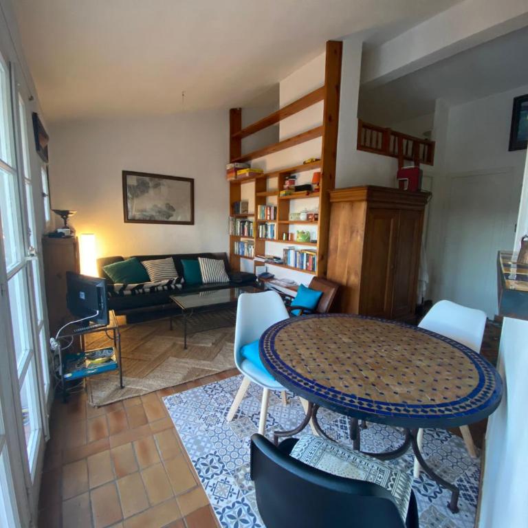 Ferienwohnung My-Port-Grimaud - One-Bedroom Apartment with Sea View and Balcony - 4