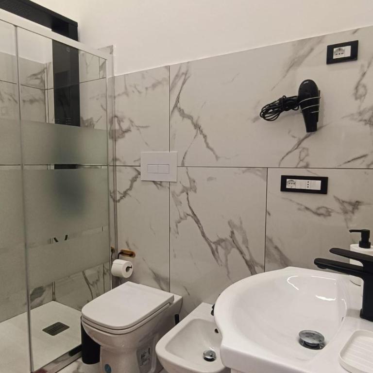 MAISON PITTa' 23 - Appartamento con 1 Camera da Letto - 25