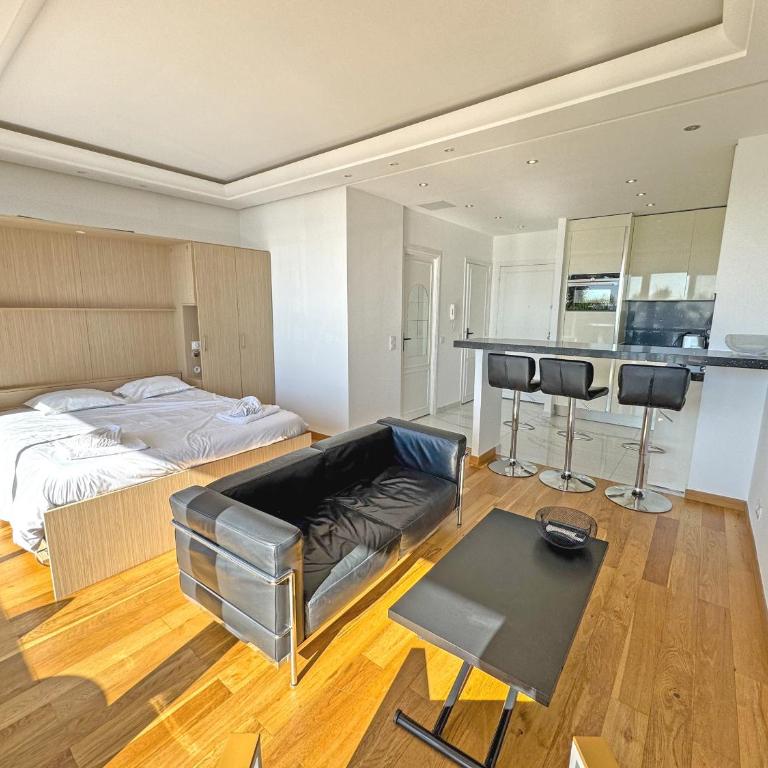 CARIATIDES STUDIO - PROMENADE HOLIDAY - Studio - Vue sur Mer - 6