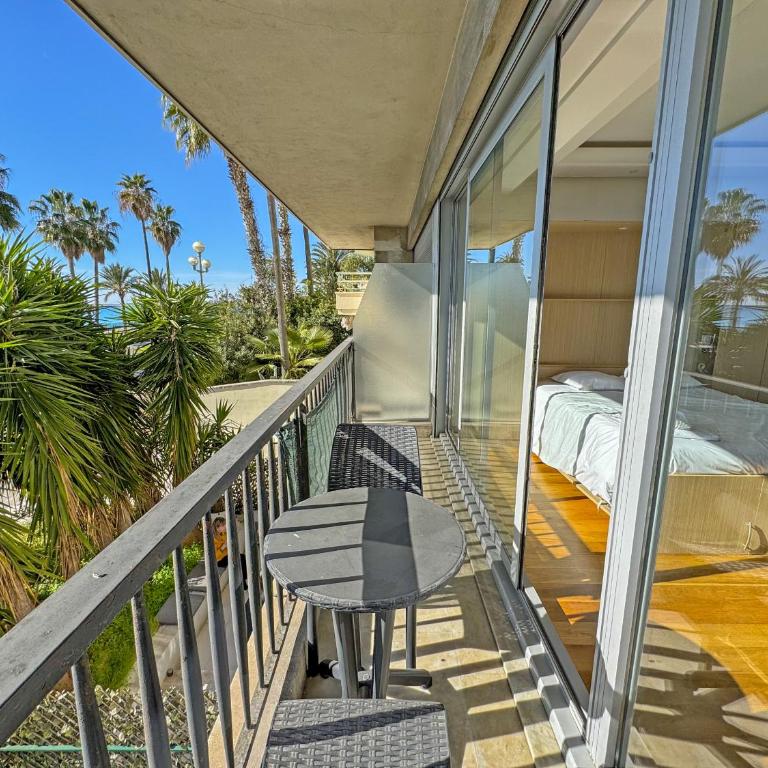 CARIATIDES STUDIO - PROMENADE HOLIDAY - Studio - Vue sur Mer - 3