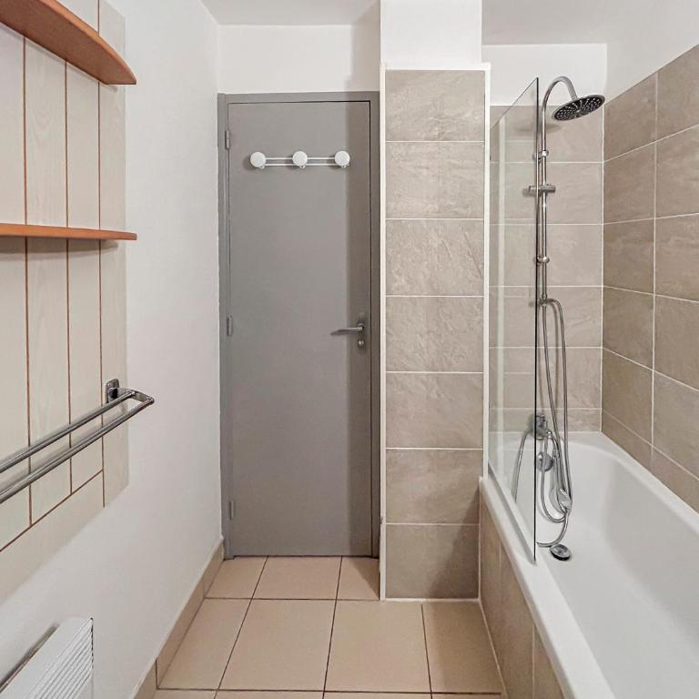 Terrasse privée, piscine, à 5 mn de la plage - Casa de 2 dormitorios - 18