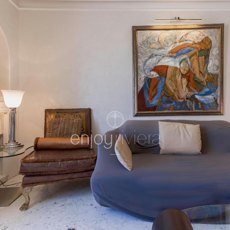 Palais Miramar Suite Art Modern - Derniere étages Vue Mer - 75m de confort - En Face des Plages -WIFI - Clim - Apartamento de 1 dormitorio - 3