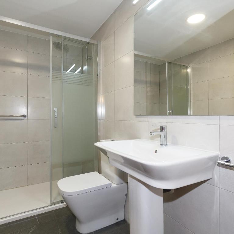 UHC Anagabu Family Complex - Apartamento con 4 dormitorios - 20