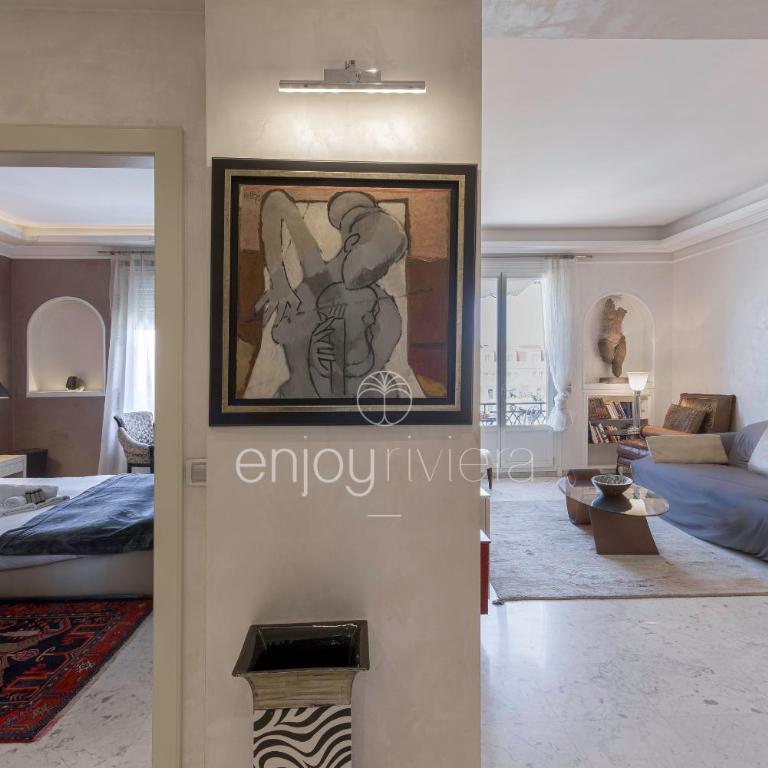 Palais Miramar Suite Art Modern - Derniere étages Vue Mer - 75m de confort - En Face des Plages -WIFI - Clim - Apartamento de 1 dormitorio - 18