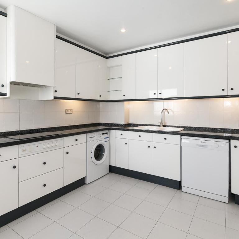 UHC Anagabu Family Complex - Apartamento con 4 dormitorios - 13