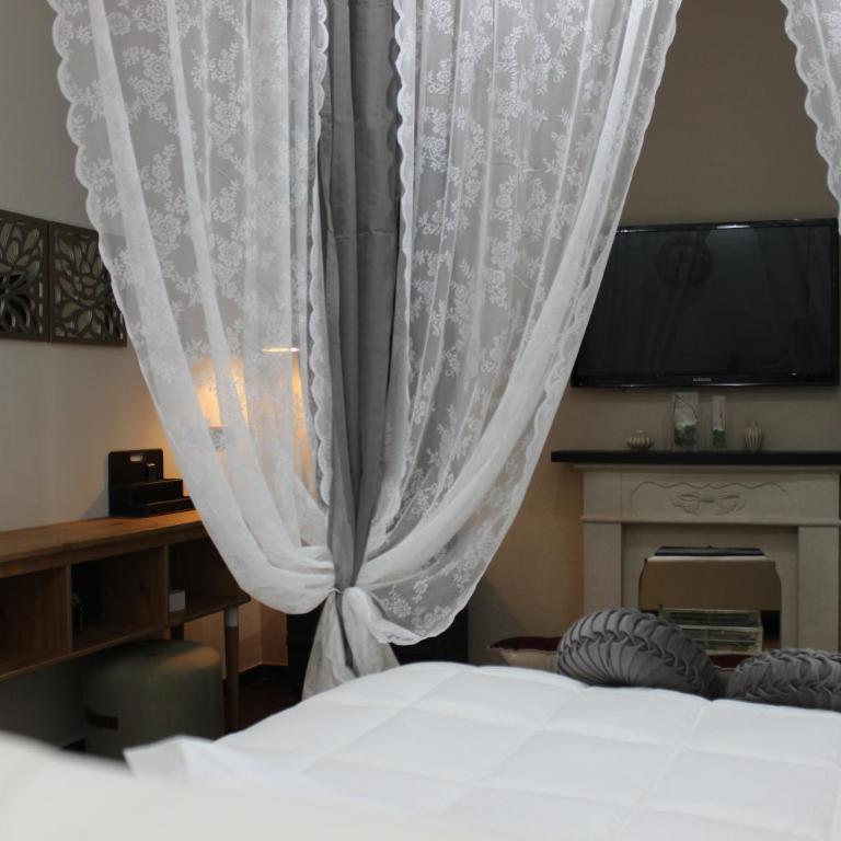 Aparthotel Dei Mercanti - Apartment Black & White - 3