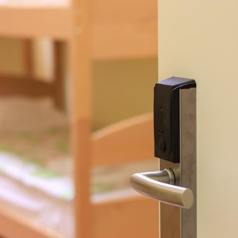 Beograd Budget Rooms Jelica - Dvokrevetna Soba sa Bračnim Krevetom i Zajedničkim Kupatilom - 13