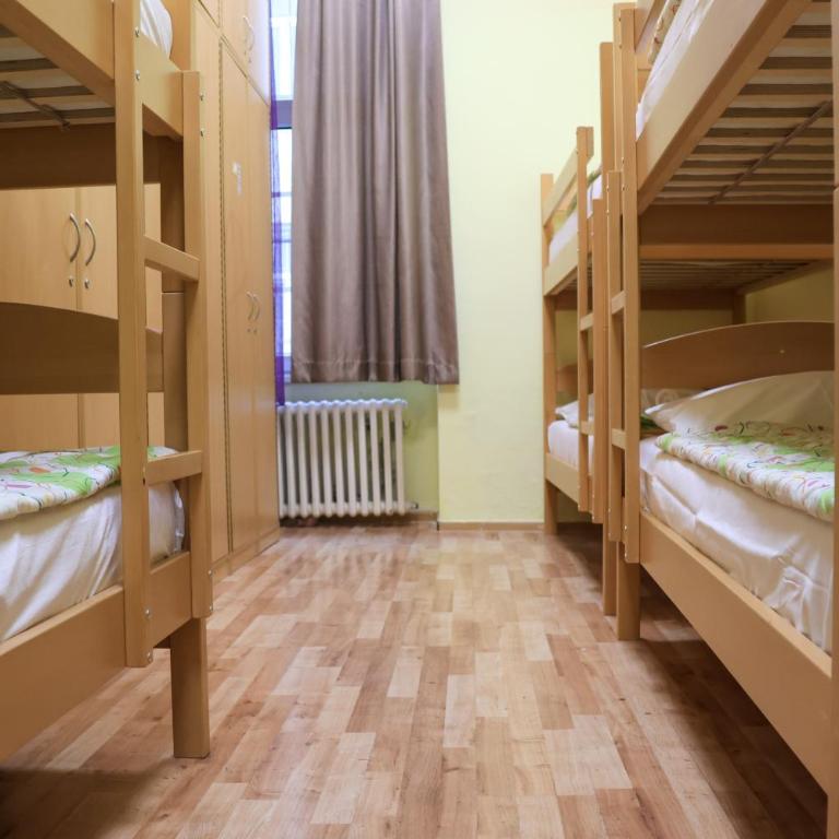 Beograd Budget Rooms Jelica - Porodična Soba sa Zajedničkim Kupatilom - 13