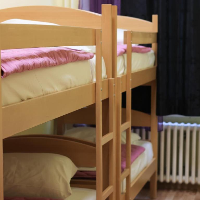 Beograd Budget Rooms Jelica - Četvorokrevetna Soba sa Zajedničkim Kupatilom - 25