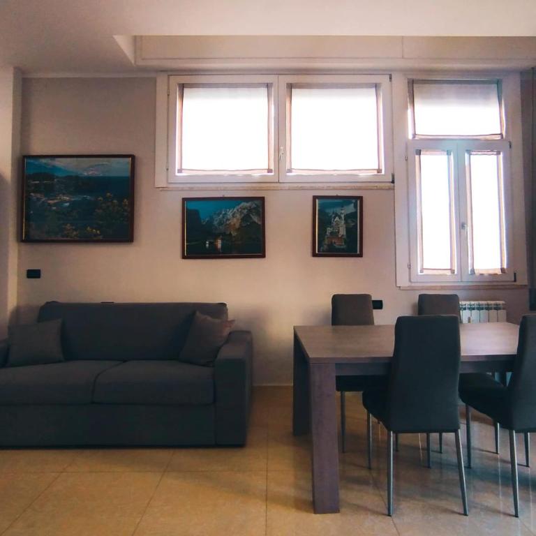 Appartamento N6 San Terenzo Lerici-4 posti letto-parcheggio privato- aria condizionata - Appartamento Monolocale - 6