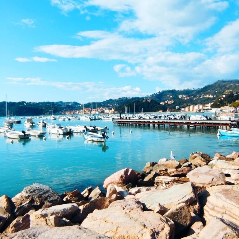 Appartamento N6 San Terenzo Lerici-4 posti letto-parcheggio privato- aria condizionata - Appartamento Monolocale - 12