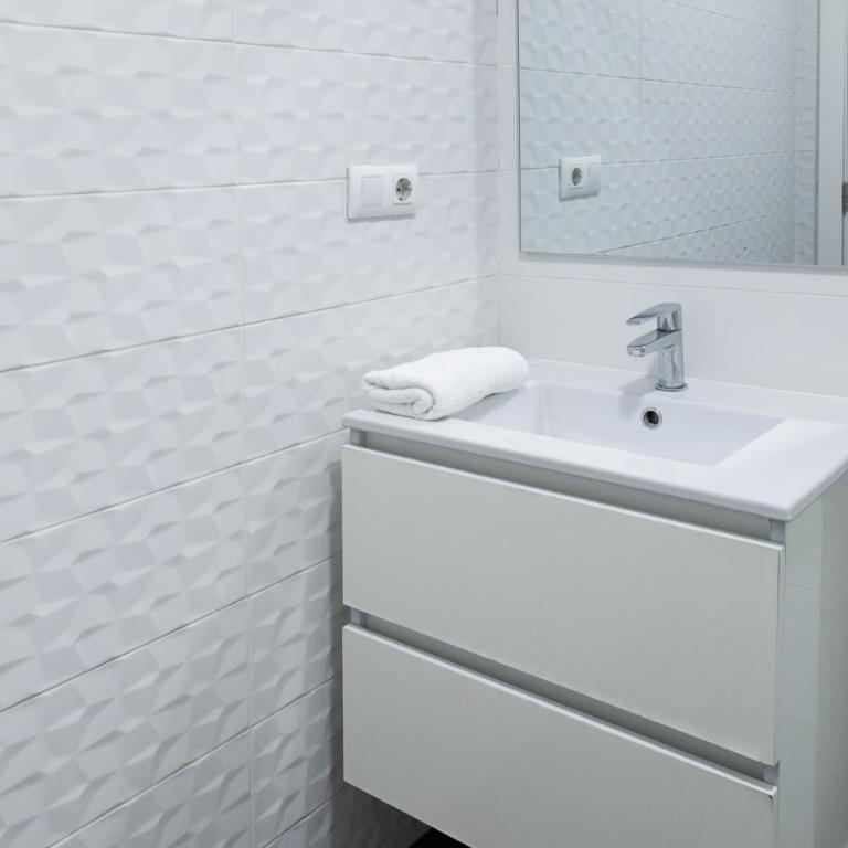 Up Town - One-Bedroom Apartment - 20