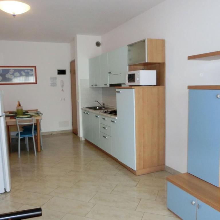 Cozy apartment 200mt from the beach - Appartement - 3