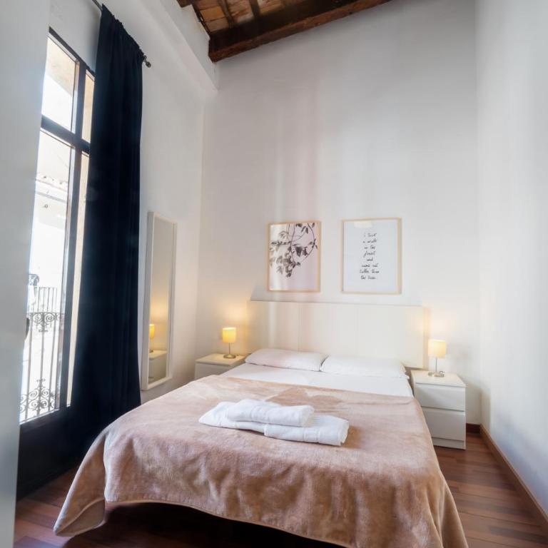 Up Town - One-Bedroom Apartment - 14