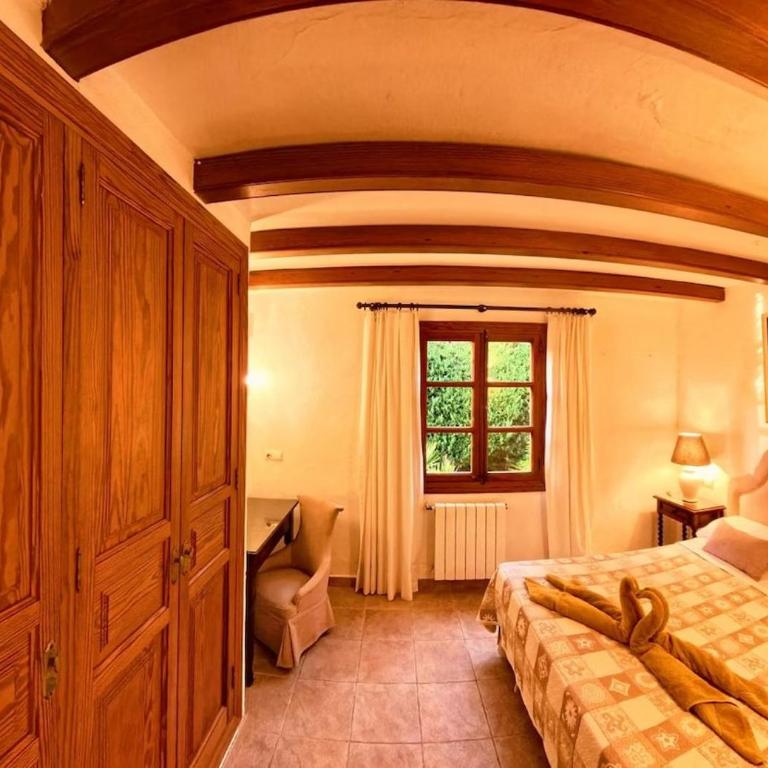 Charming Villa in area of Pollensa by Renthousing - Three-Bedroom Villa - 19