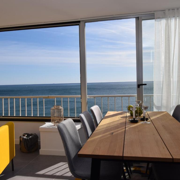 Ref 240 - Apartamento con 3 dormitorios - Frente al océano - 16
