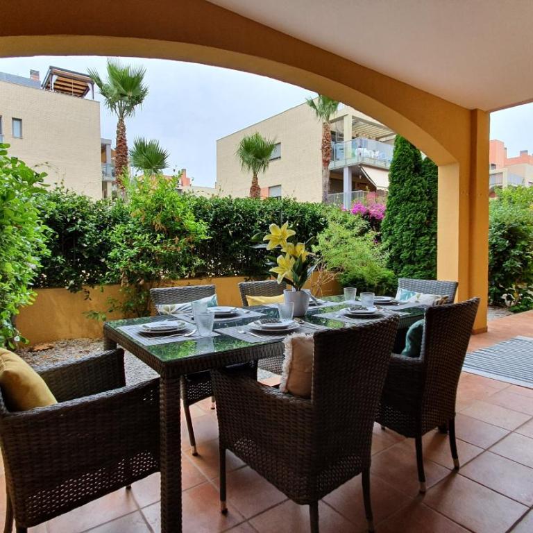 LUXURY ALCOSSEBRE BEACH RESORT - Planta baja ALBERT VILLAS - Apartamento con terraza - 2