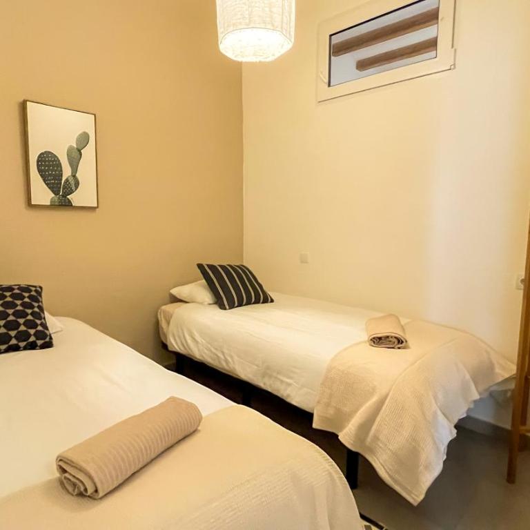 "El Ritmo" - Maison Piñata Apartment - Three-Bedroom Apartment - 10