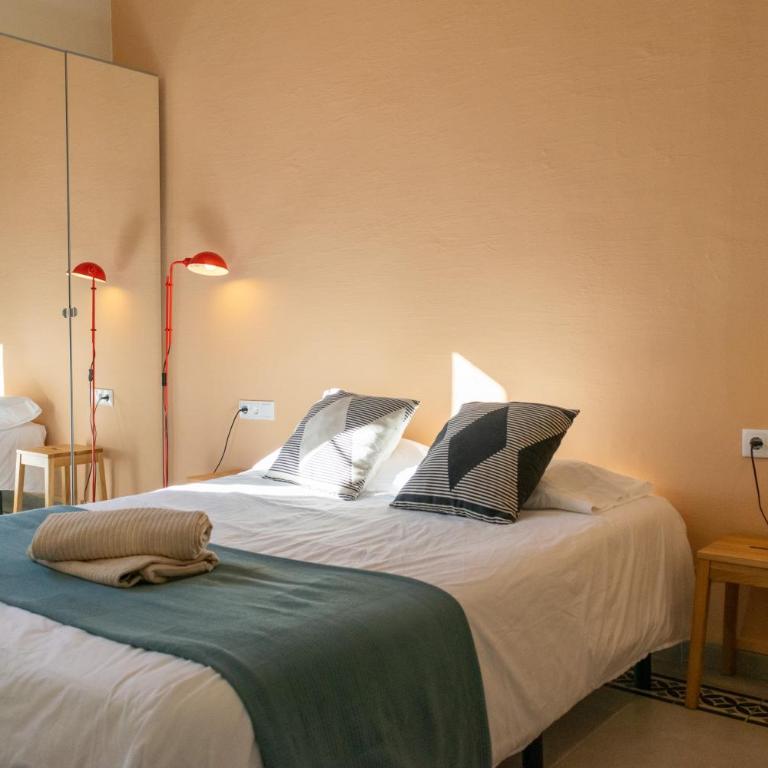 "El Ritmo" - Maison Piñata Apartment - Three-Bedroom Apartment - 17
