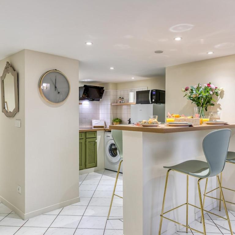 Chronos by Kleidos, Grand duplex, 4 personnes, 3 minutes Gros Horloge & Opéra de Rouen - Appartamento con 1 Camera da Letto - 4