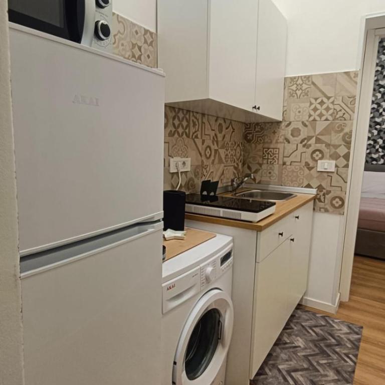 MAISON PITTa' 23 - Appartamento con 1 Camera da Letto - 11