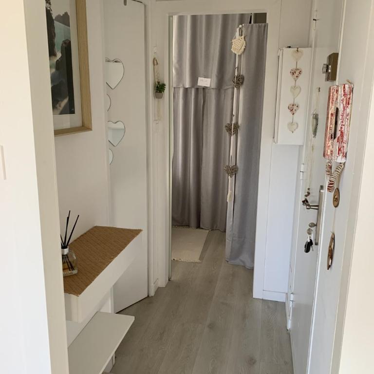 Charmant T2 a 500 m du port avec parking privé - Apartamento de 1 dormitorio - 12