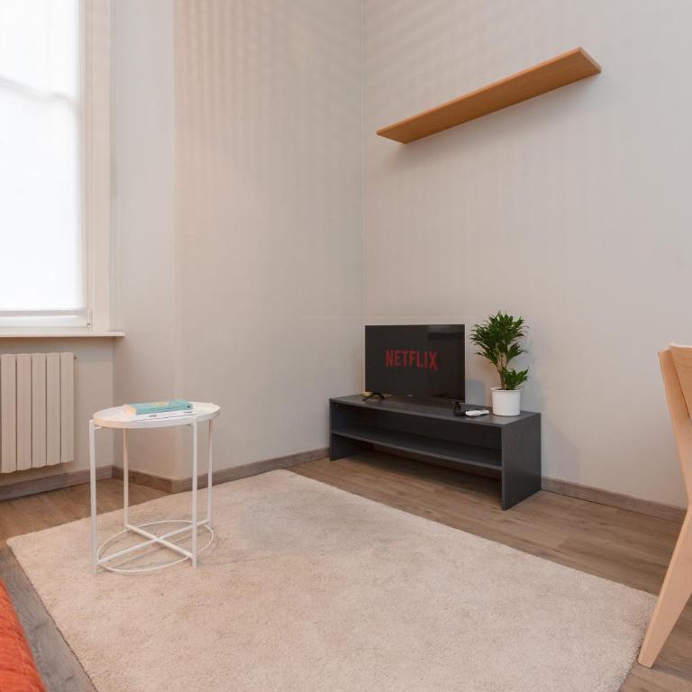 Da Laura Home - City Center - M1 Station - Appartamento con 1 Camera da Letto - 36
