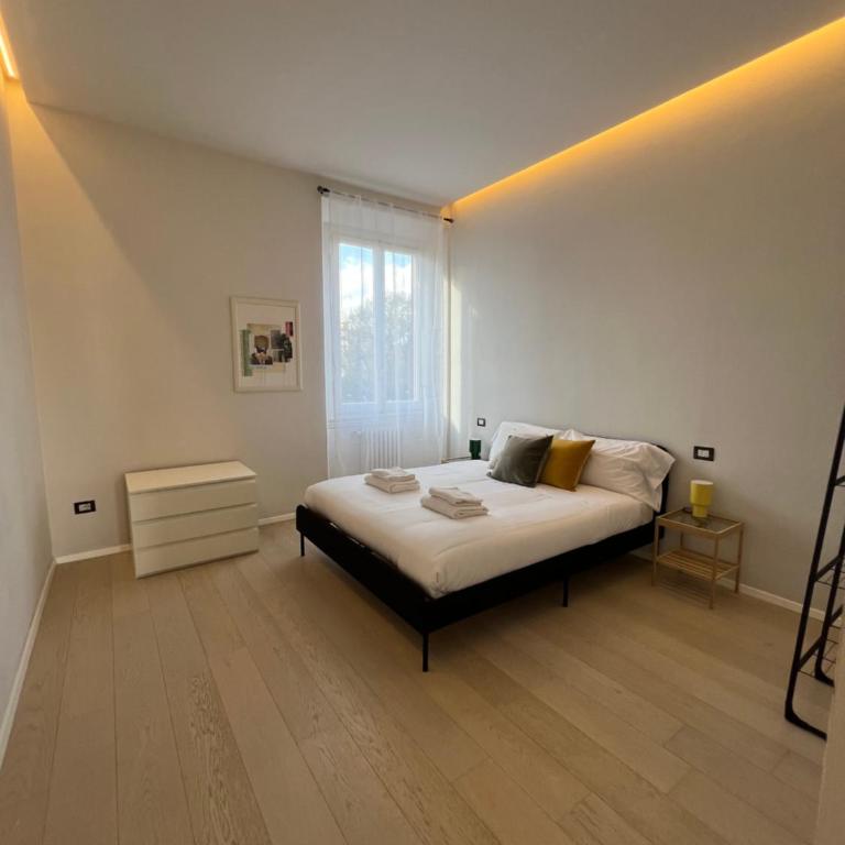 Modern Florence - Two-Bedroom Apartment - 8