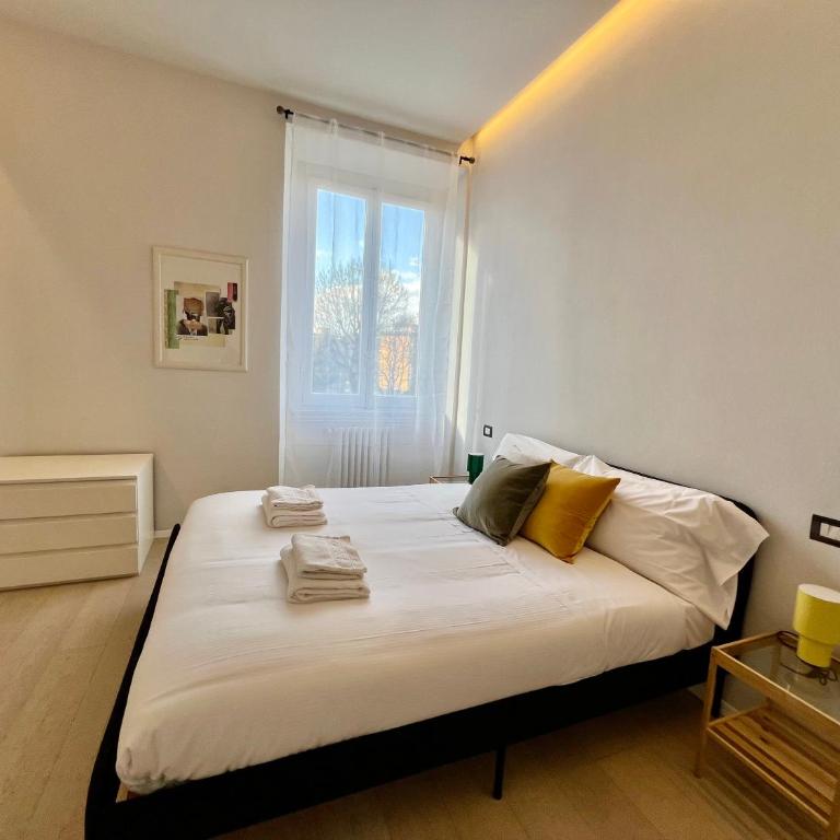 Modern Florence - Two-Bedroom Apartment - 10
