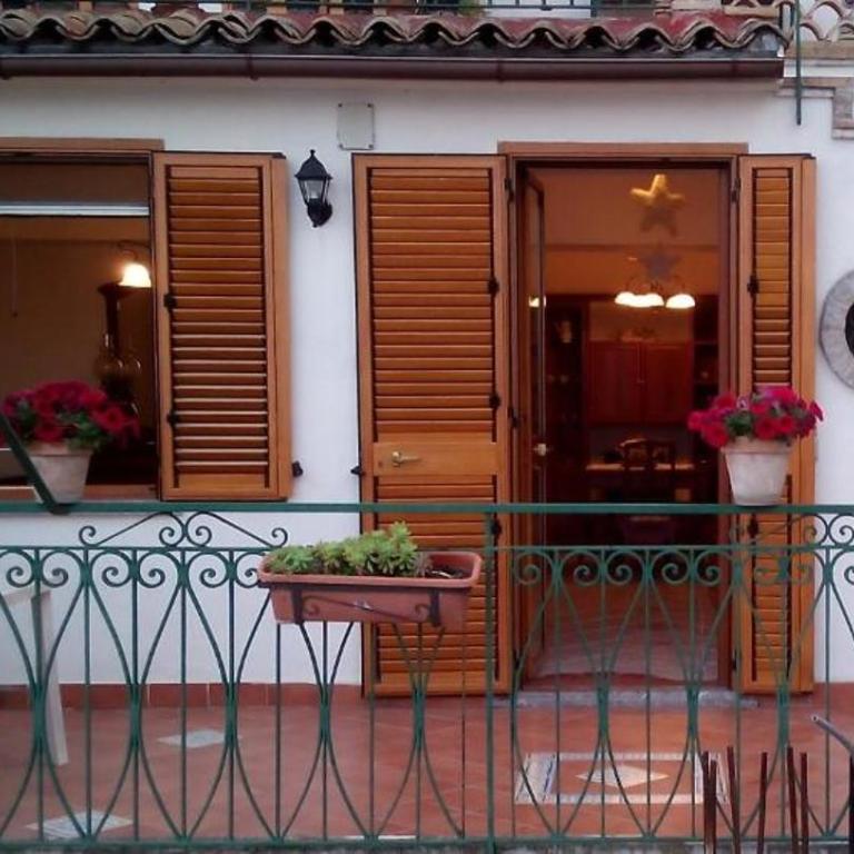 Casa Michele - Two-Bedroom Apartment - 7