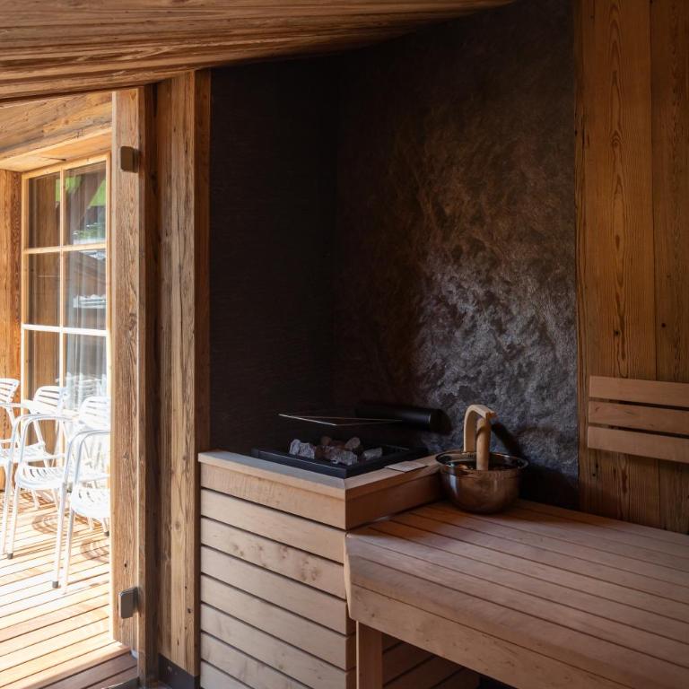 Raffl's Tyrol Hotel - Royal Suite - 4