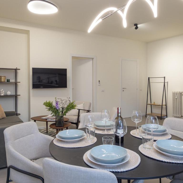 Spacious 2BDR with balcony Arco-Sempione Area, by Rentopolis - Appartamento Deluxe con 2 Camere da Letto e Vista Giardino - 9