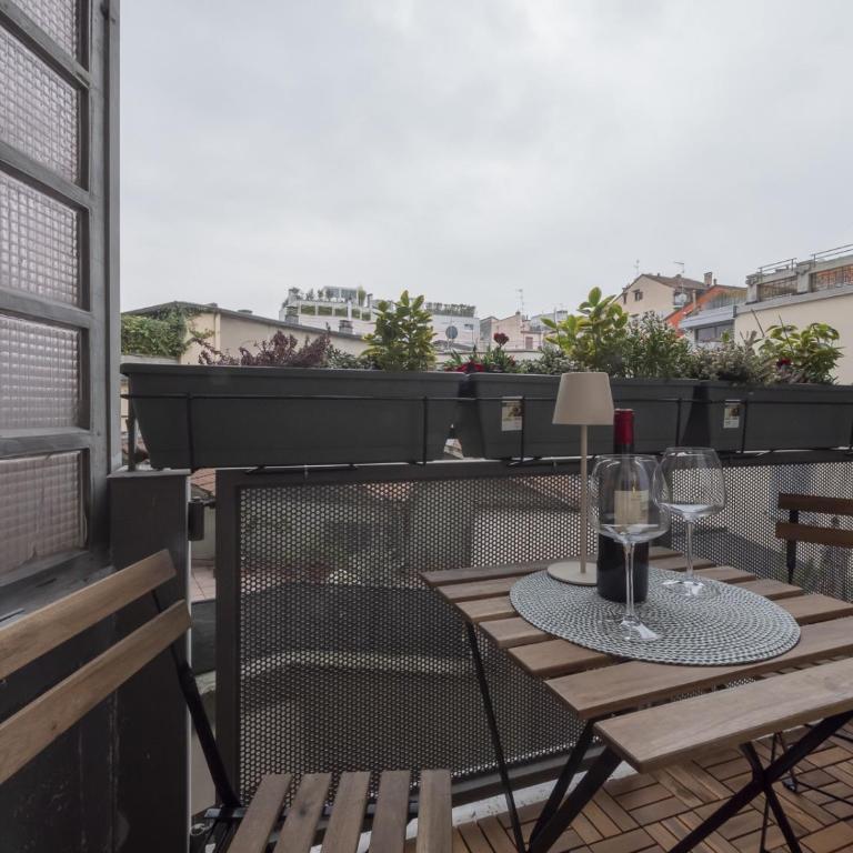 Spacious 2BDR with balcony Arco-Sempione Area, by Rentopolis - Appartamento Deluxe con 2 Camere da Letto e Vista Giardino - 22