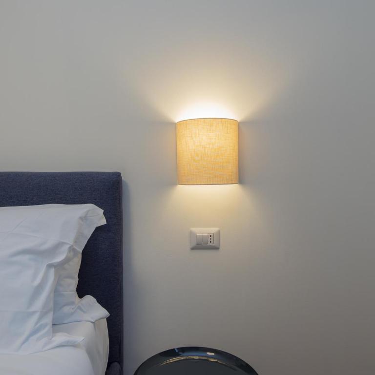 Spacious 2BDR with balcony Arco-Sempione Area, by Rentopolis - Appartamento Deluxe con 2 Camere da Letto e Vista Giardino - 31