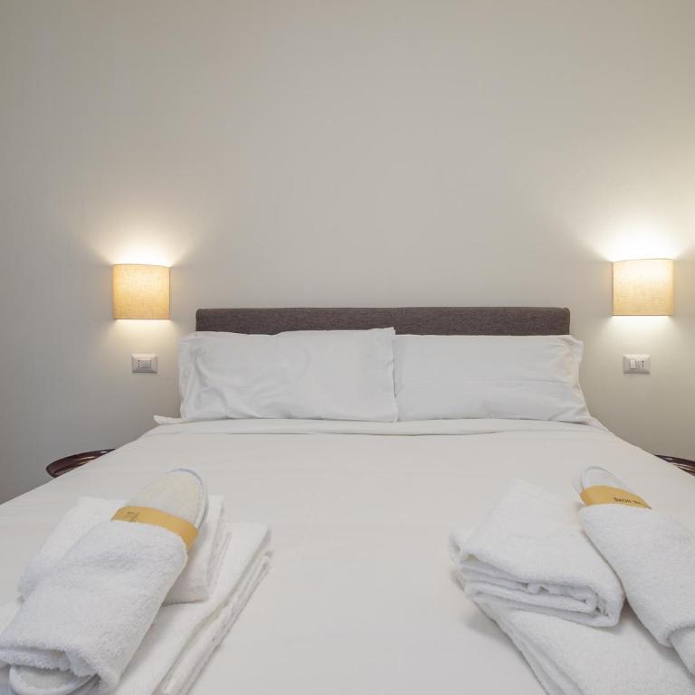 Spacious 2BDR with balcony Arco-Sempione Area, by Rentopolis - Appartamento Deluxe con 2 Camere da Letto e Vista Giardino - 48