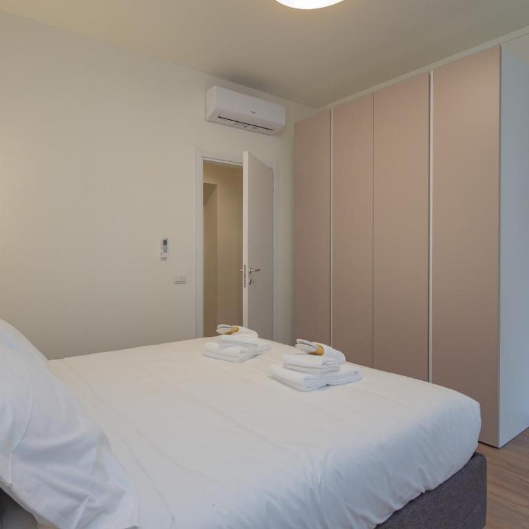 Spacious 2BDR with balcony Arco-Sempione Area, by Rentopolis - Appartamento Deluxe con 2 Camere da Letto e Vista Giardino - 51