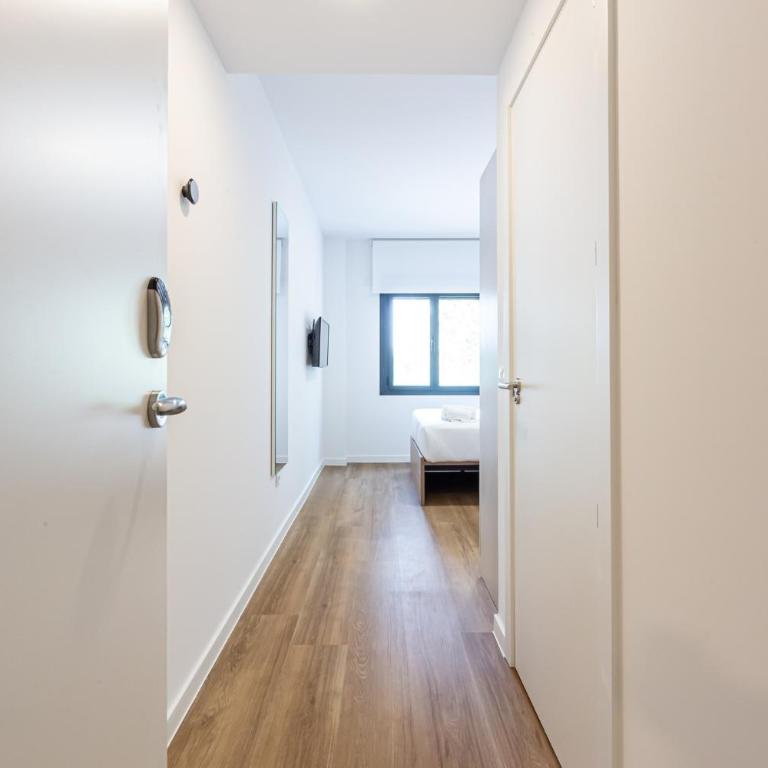NIDO Príncipe Pío - Three Bedroom Apartment - 2