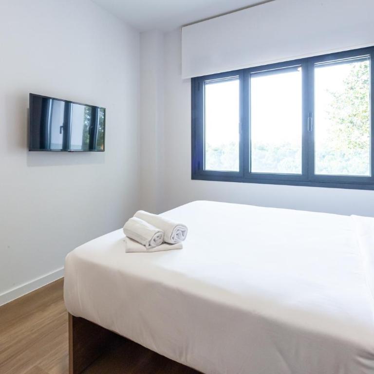 NIDO Príncipe Pío - Three Bedroom Apartment - 4