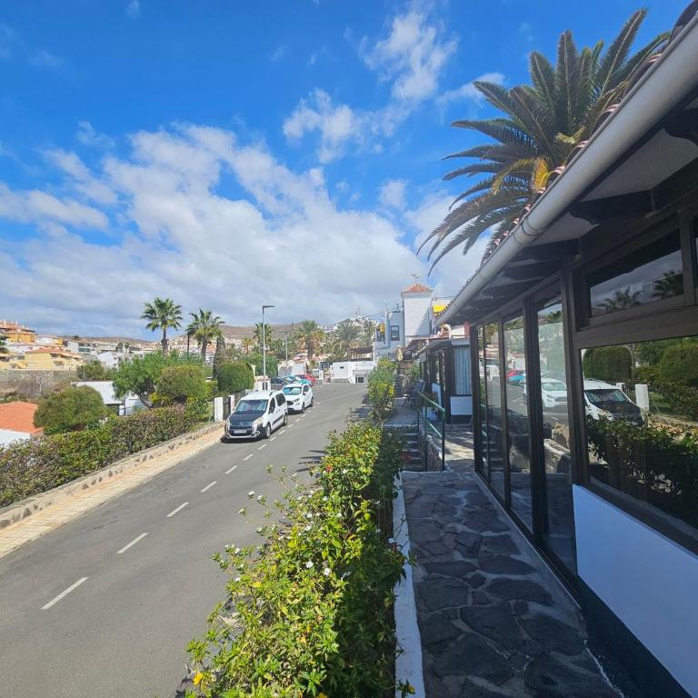 Central Apartment With Sea Views - Casa - 48