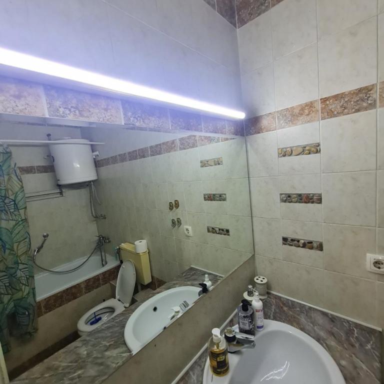 Masha - Two-Bedroom Apartment - 15