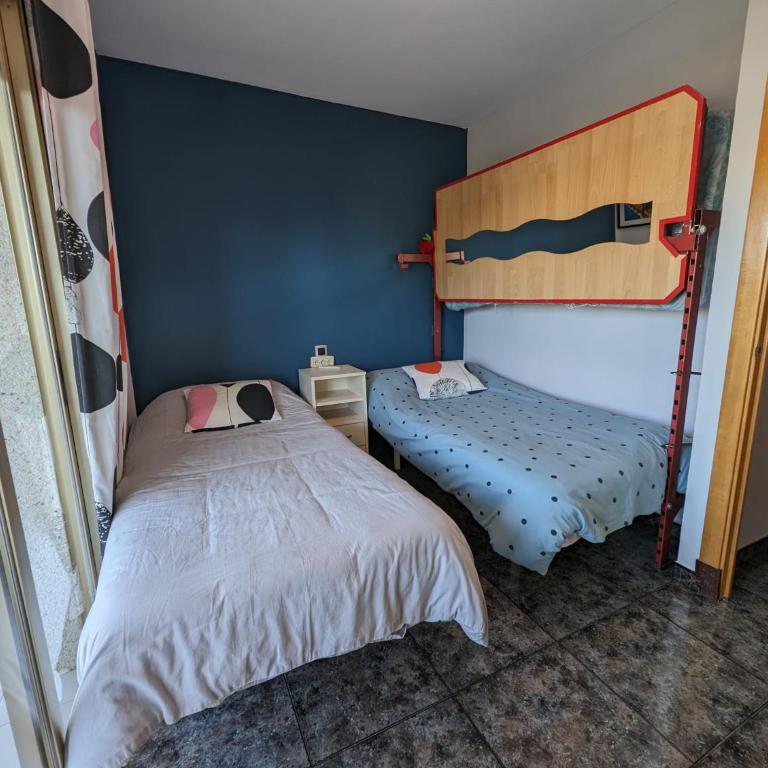 Enjoy the beach, Port Aventura and Ferrari Land - Two-Bedroom Apartment with Terrace and Sea View - 39