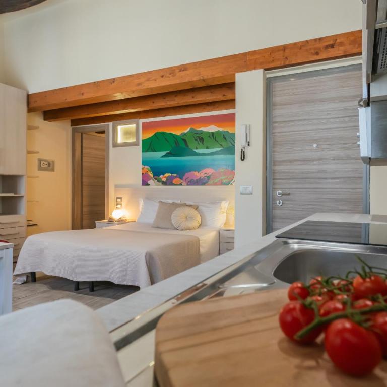 Domus in Como by Rent All Como - Monolocale - 11