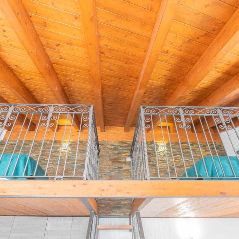 Domus in Como by Rent All Como - Monolocale su 2 Livelli - 16