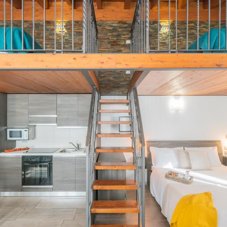 Domus in Como by Rent All Como - Monolocale su 2 Livelli - 15