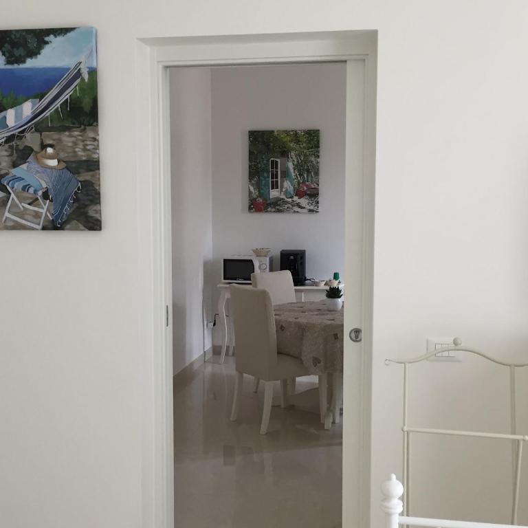 Dimora Del Sorriso - One-Bedroom House - 9