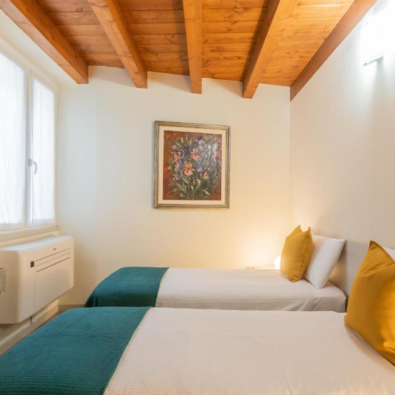 Domus in Como by Rent All Como - Appartamento con 2 Camere da Letto - 32