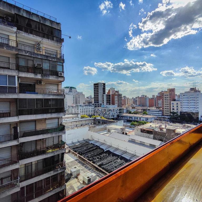 Depto céntrico de 3 habitaciones y cochera - Apartamento de 3 dormitorios - 14