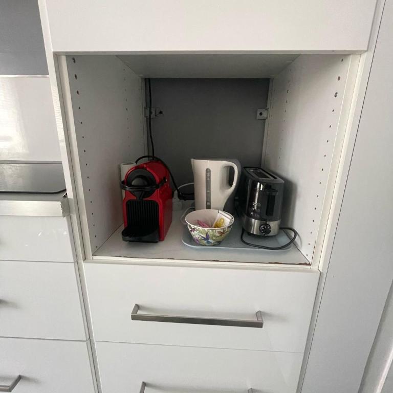 City & cosy, LYON CHARCOT- WIFI - LAVE LINGE - BALCON - PARKING - One-Bedroom Apartment - 30