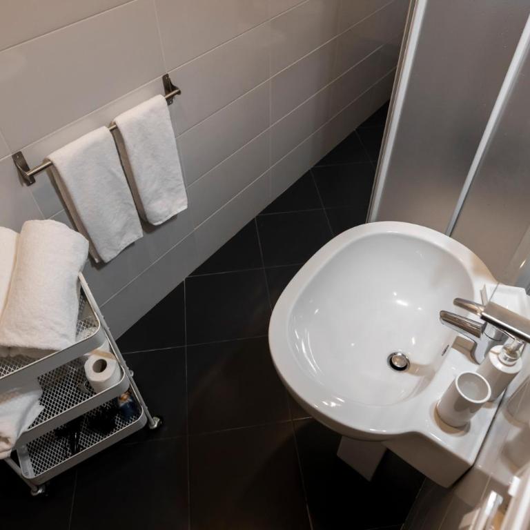 Casa Arnaldo - Standard Double or Twin Room - 12