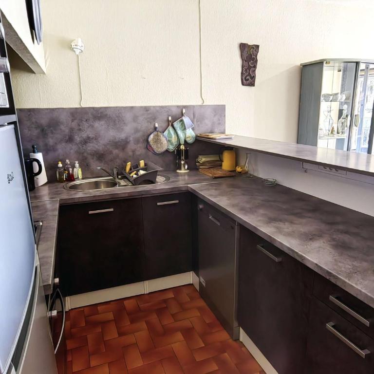 Spacieux T3 au Centre Port, Résidence avec Piscine, Cap d'Agde - FR-1-607-10 - Appartement (6 Adultes) - 16